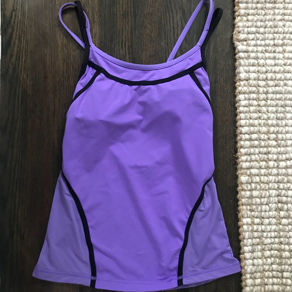 Lululemon tank